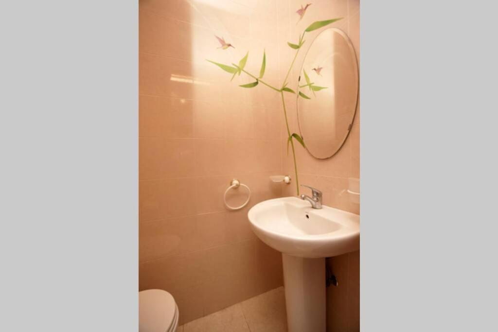 Apartamento Barrio Alfalfa Apartment Seville Ngoại thất bức ảnh